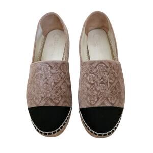 Chanel Beige Black Cap Toe Velvet Camellia CC Espadrilles Flats IT 38 7.5 G29762